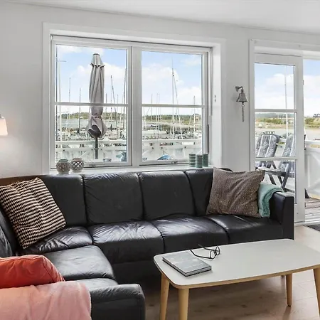 4167-borre-klintholm-havneby-67 *